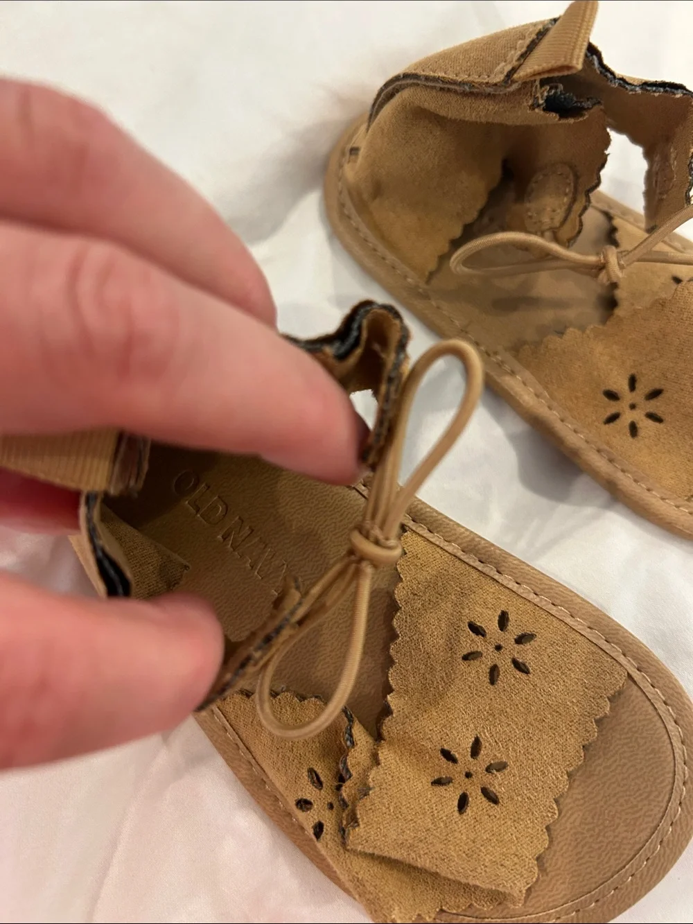 Old Navy Kids Tan Suede Scalloped Sandals with Bow